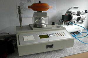 電腦測控紙板耐破度儀